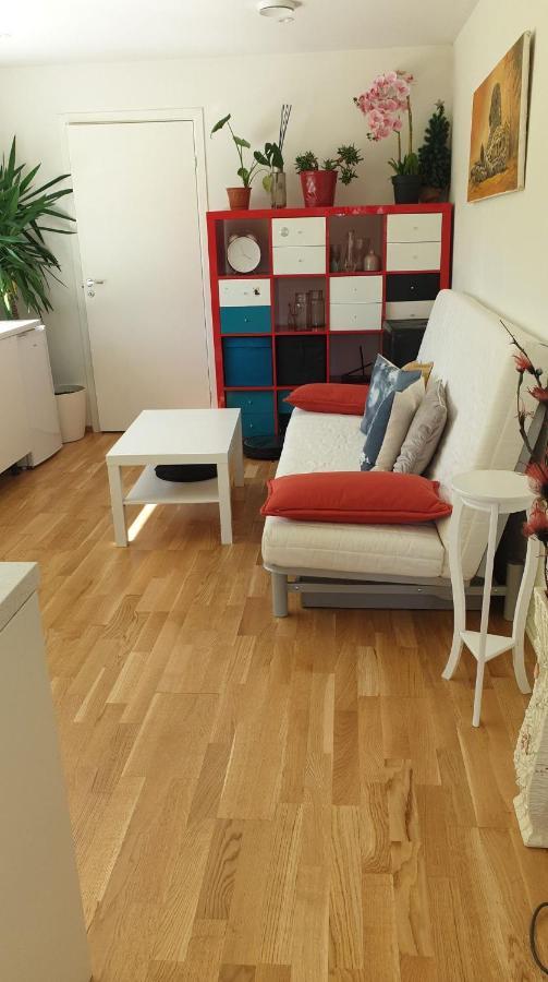 Modern Basement Apartments Stavanger, Sola Airport, Kjerag, Preikestolen المظهر الخارجي الصورة