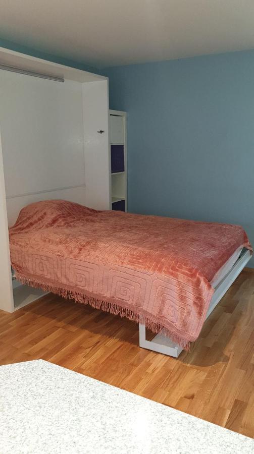 Modern Basement Apartments Stavanger, Sola Airport, Kjerag, Preikestolen المظهر الخارجي الصورة